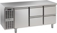 Kühltisch, 3 Abteile, steckerfertig, mit 1 Tür, 4 Schubladen 1/2 Korpushöhe: 650 mm, Tiefe: 700 mm