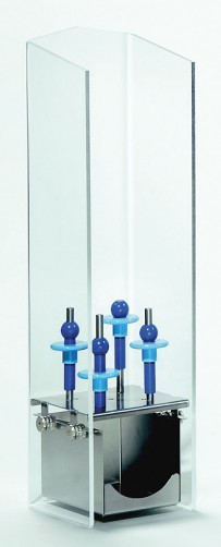 Eishörnchensilo 4,, Standmodell, aus Plexiglas (5 mm) und Edelstahl 18/10 4 Hörnchenhalter Fläche B x T in mm: 135 x 135, Höhe in mm: 500